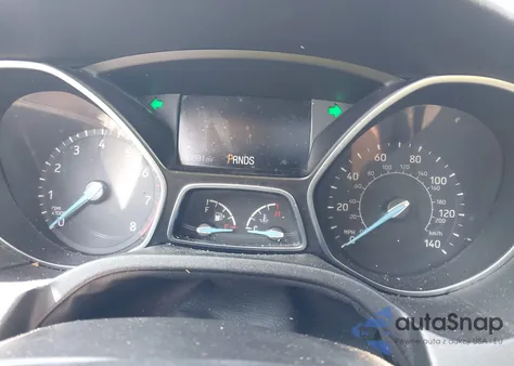 2015 Ford Focus Se z USA, uszkodzony, nr VIN 1FADP3F28FL209796